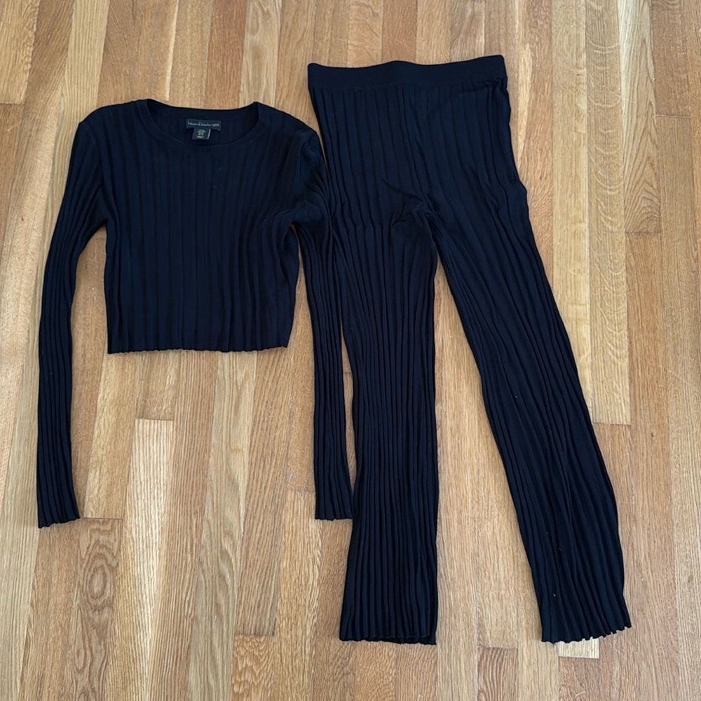 House of Harlow Black ribbed knit set XS